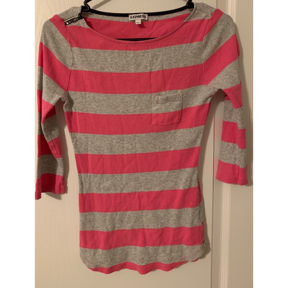 Express Quarter length shirt